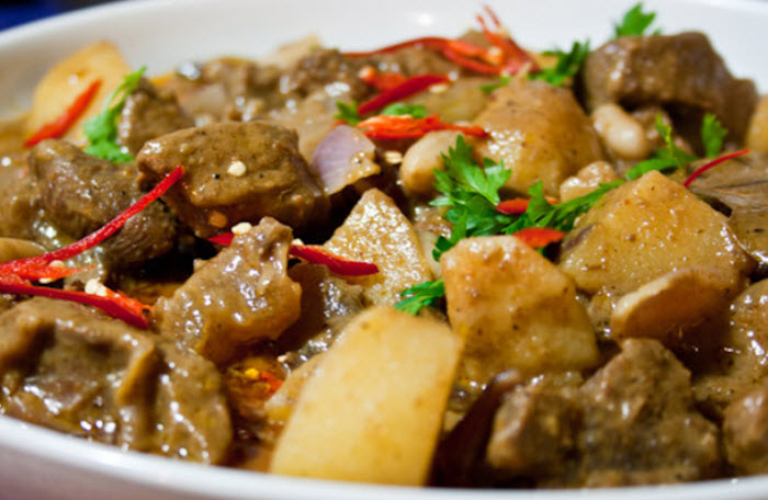 Beef Massaman Curry (dinner)